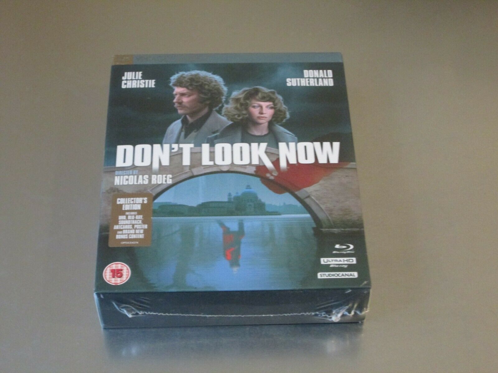 Don't Look Now 4K Ultra HD Blu-ray CD Limited Edition Region B